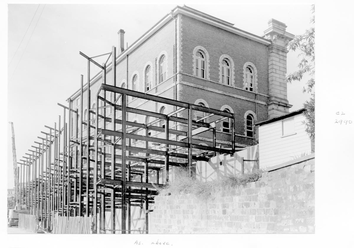Construction of extensions to the State Library of Queensland on William St - Brisbane, November 1958