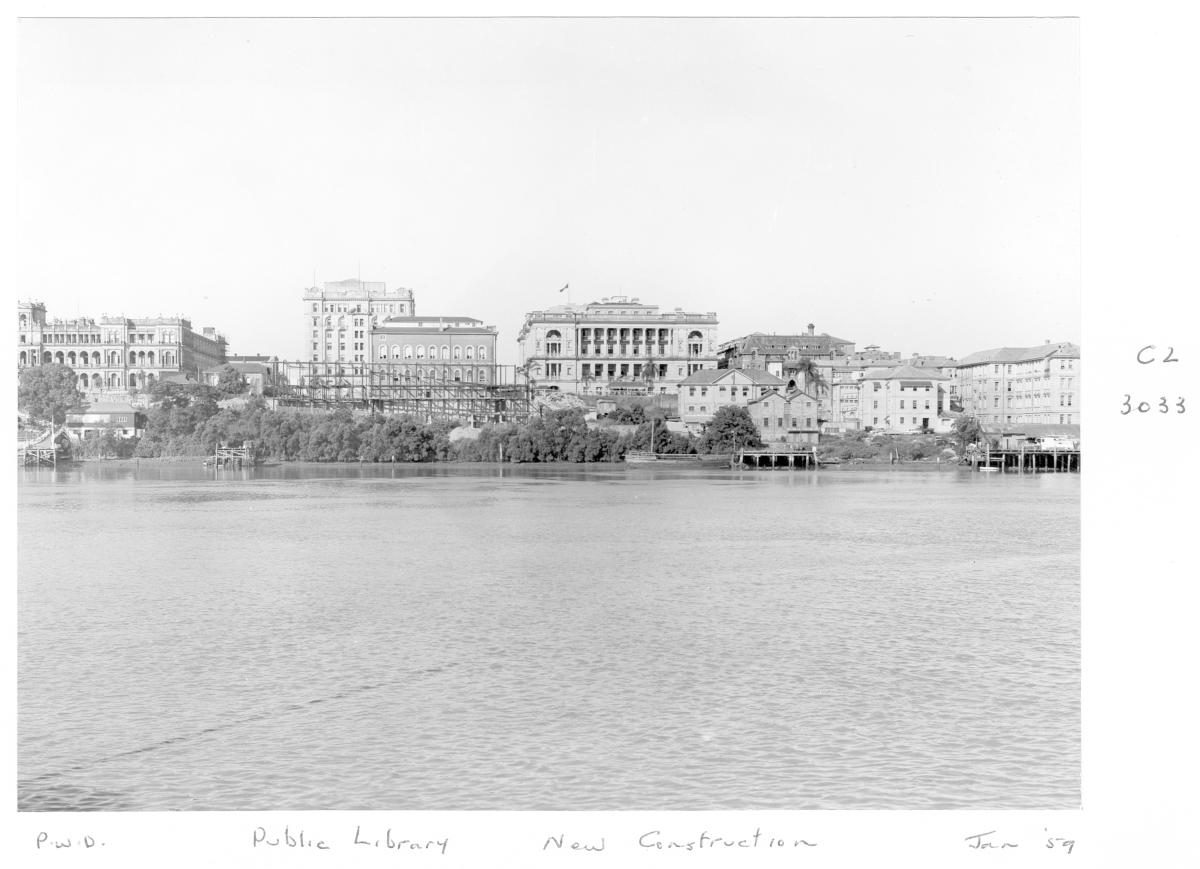 Construction of extensions to the State Library of Queensland on William St - Brisbane, 1959