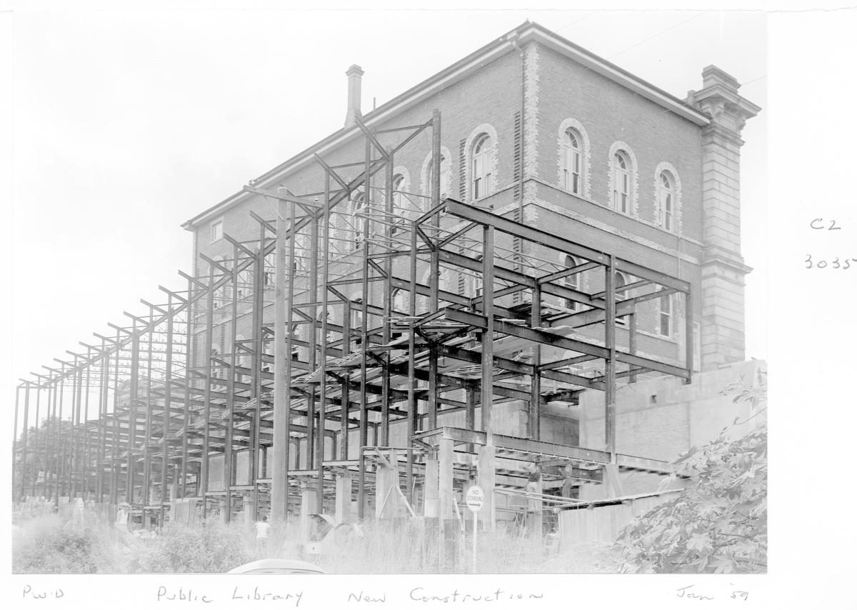 Construction of extensions to the State Library of Queensland on William St - Brisbane, 1959
