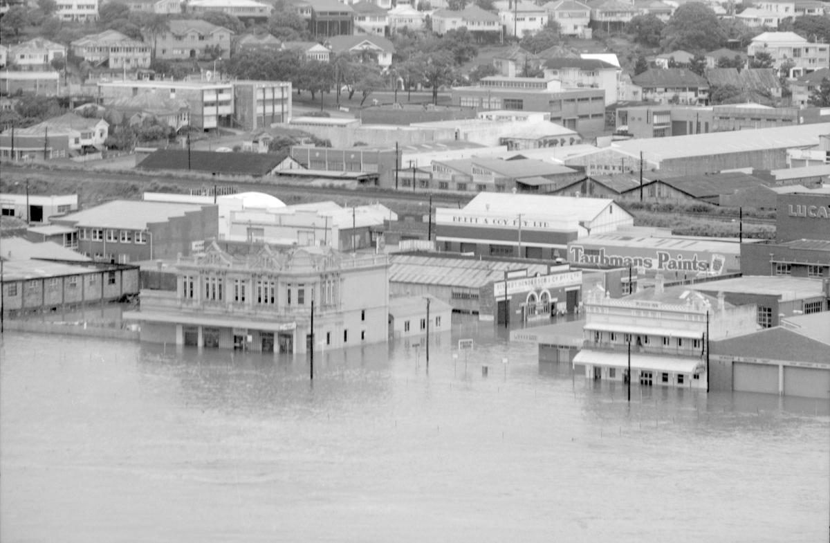 South Brisbane during the 1974 flood, January 1974