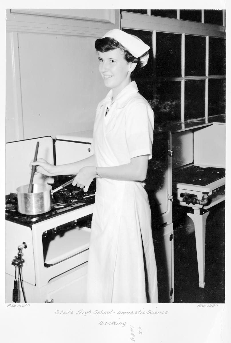 State High School, Domestic Science, Cooking - Brisbane, March 1955