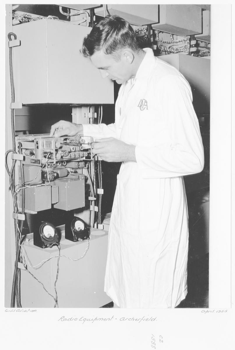 Civil Aviation radio equipment, Archerfield - Brisbane, April 1955