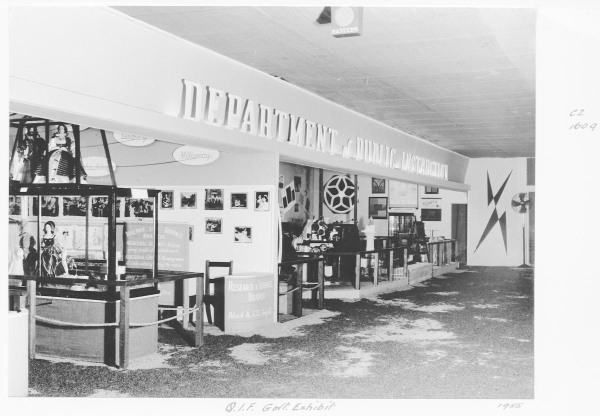 Construction of extensions to the State Library of Queensland on William St - Brisbane, August 1959