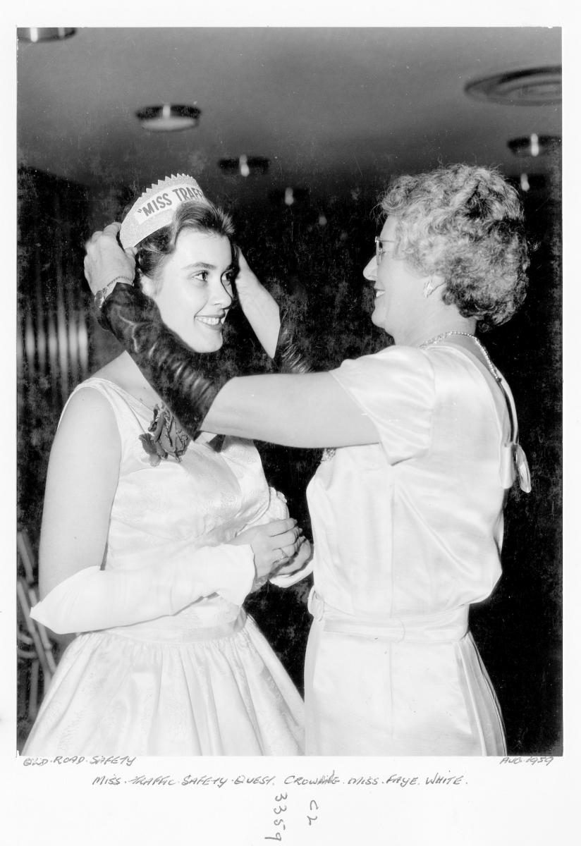 Miss Traffic Safety Quest - Crowning Miss Faye White - Brisbane, August 1959