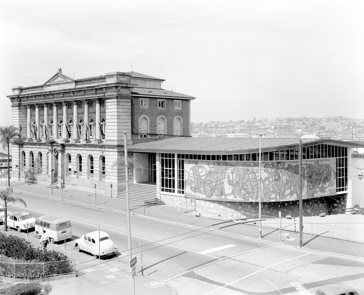 Construction of Centennial Hall, an extension to the State Library of Queensland on William St - Brisbane, September 1959