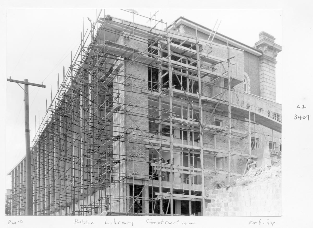 Construction of extensions to the State Library of Queensland on William St - Brisbane, October 1959