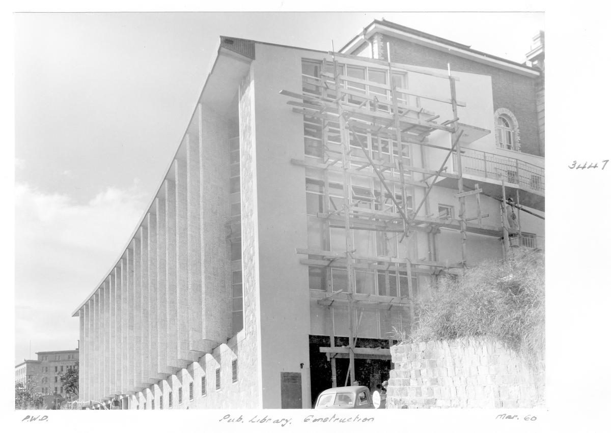 Construction of extensions to the State Library of Queensland on William St - Brisbane, March 1960