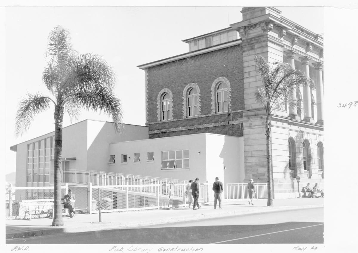 Construction of extensions to the State Library of Queensland on William St - Brisbane, May 1960