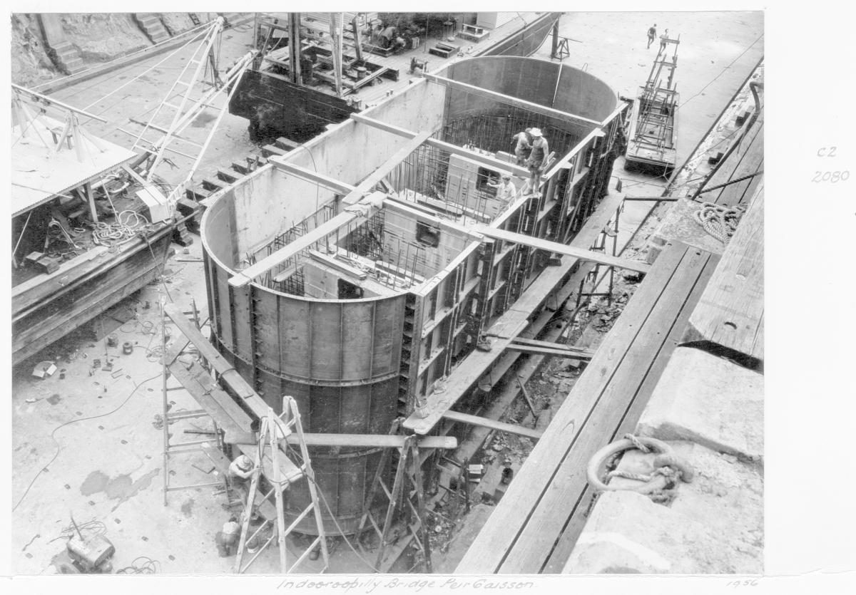 Indooroopilly Bridge construction, pier caisson - Brisbane, 1956