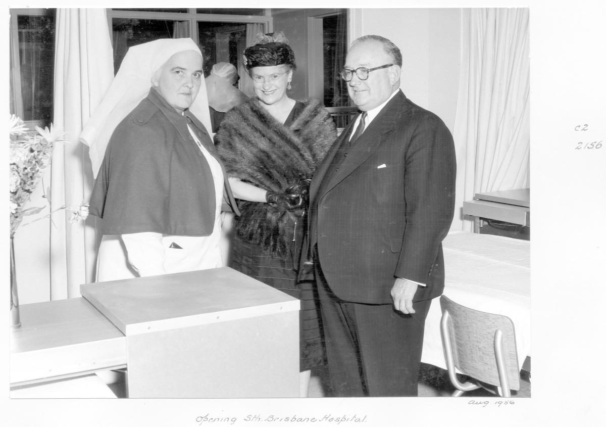 The Premier of Queensland, the Hon Vincent Clair Gair and Mrs Gair at the opening of the South Brisbane Hospital - Brisbane, August 1956