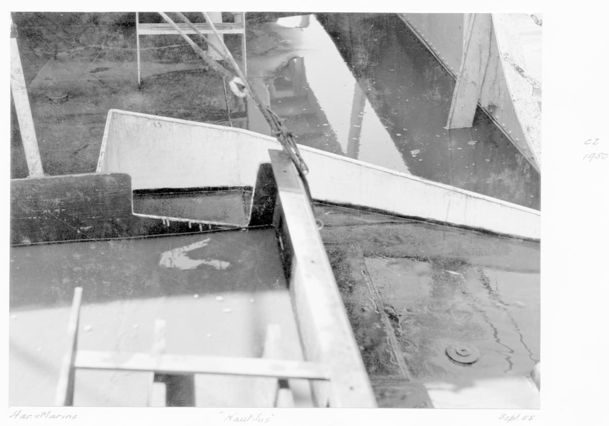 Dredge "Nautilus" - Brisbane, September 1955