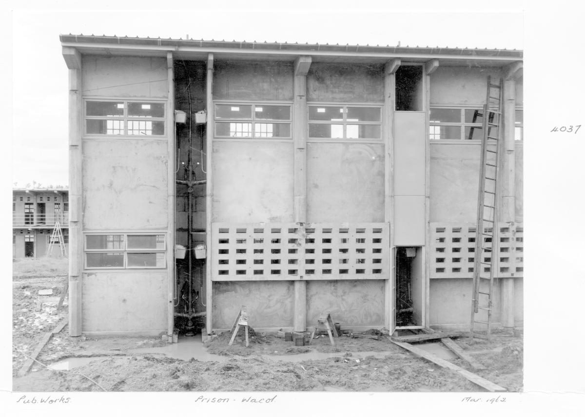 Construction of a block of cells at the Wacol prison - Brisbane, March 1962
