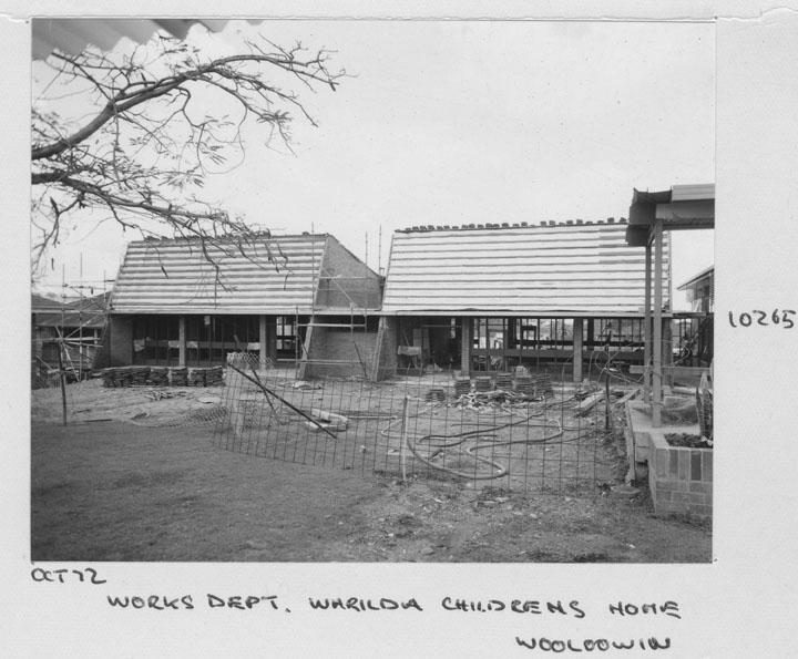 Construction of the Warilda Children's Home at Wooloowin - Brisbane, October 1972