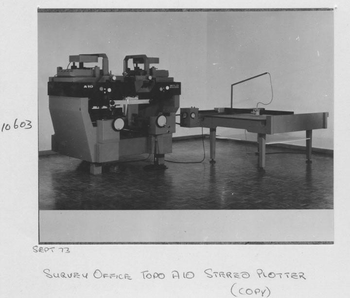 Survey Office's Topo Gigas-Zeiss ortho projector (copy) - Brisbane, September 1973
