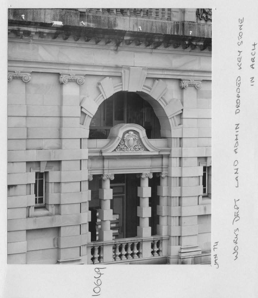 Works Department Lands Administration building, dropped keystone in arch - Brisbane, January 1974