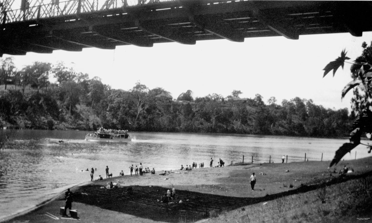 Crowded cruise boat travelling up the Brisbane River, 1930