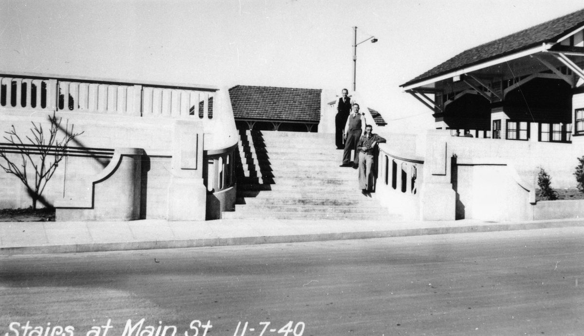 Stairs on Main Street Kangaroo Point, 1940