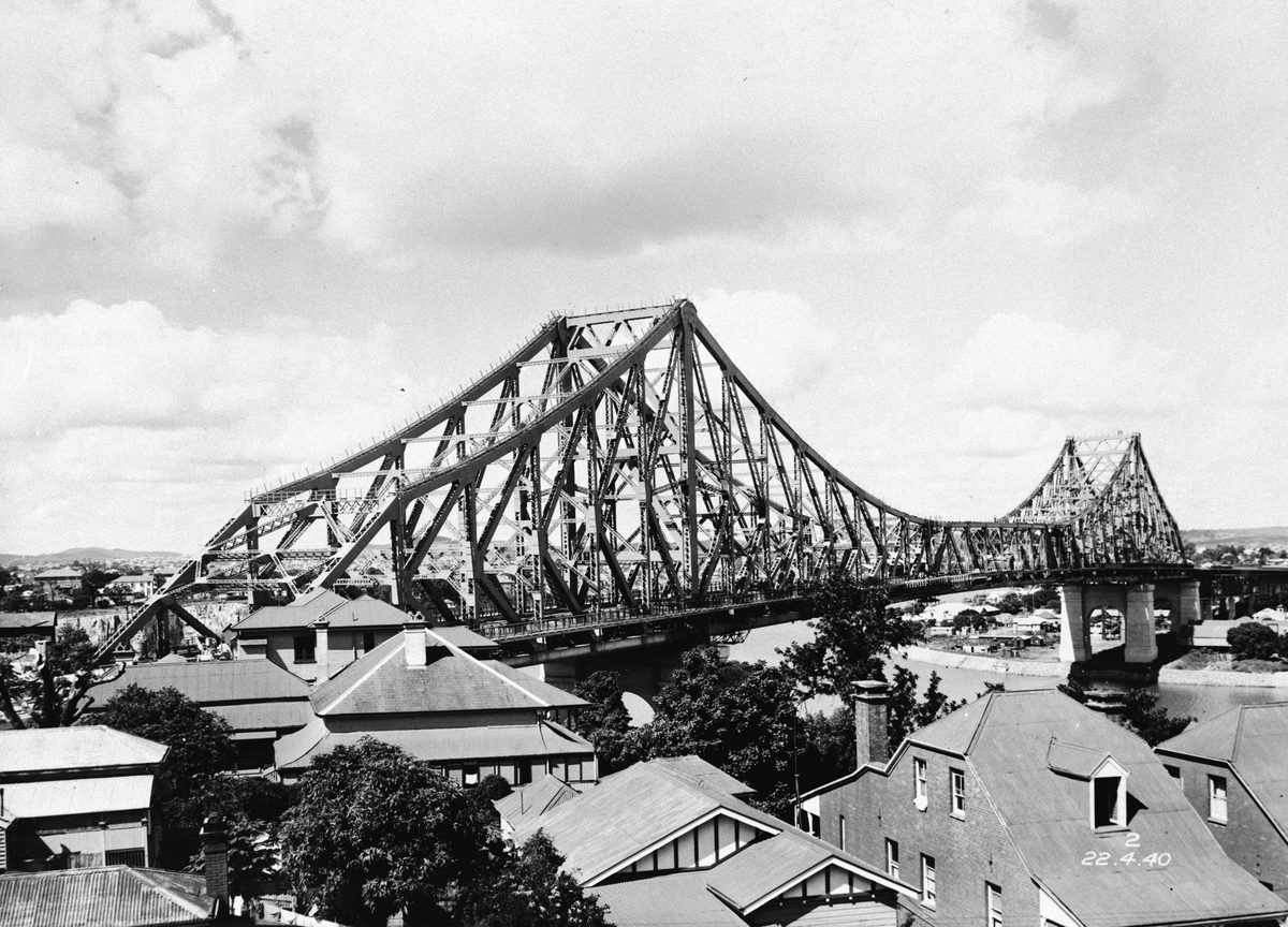 Story Bridge across the Brisbane River, Queensland, 1940