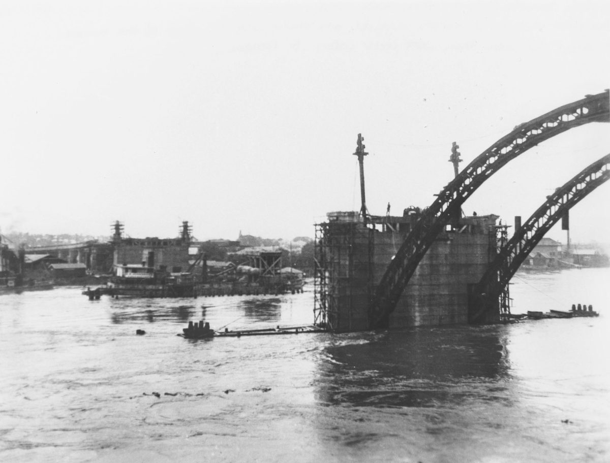 Construction of the William Jolly Bridge, Brisbane, 1931