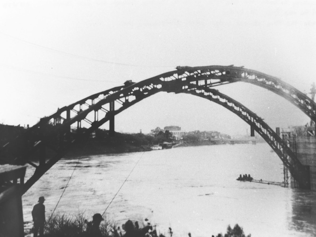 First span of the William Jolly Bridge, Brisbane, 1931