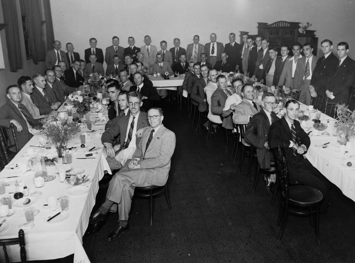 Returned servicemen's dinner at the YMCA Hall in Brisbane, 1946