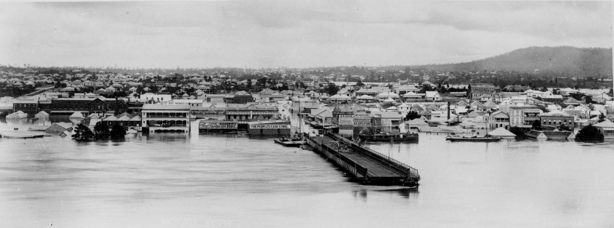 Victoria Bridge, Brisbane, washed away during the 1893 flood