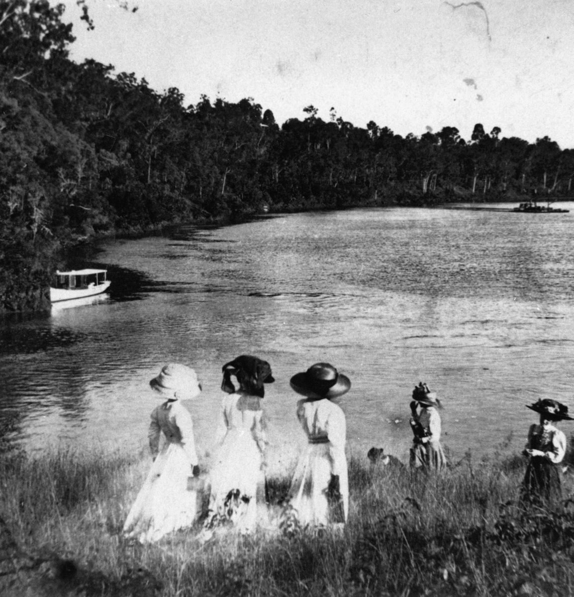 Excursion to Taringa on the Brisbane River, 1911