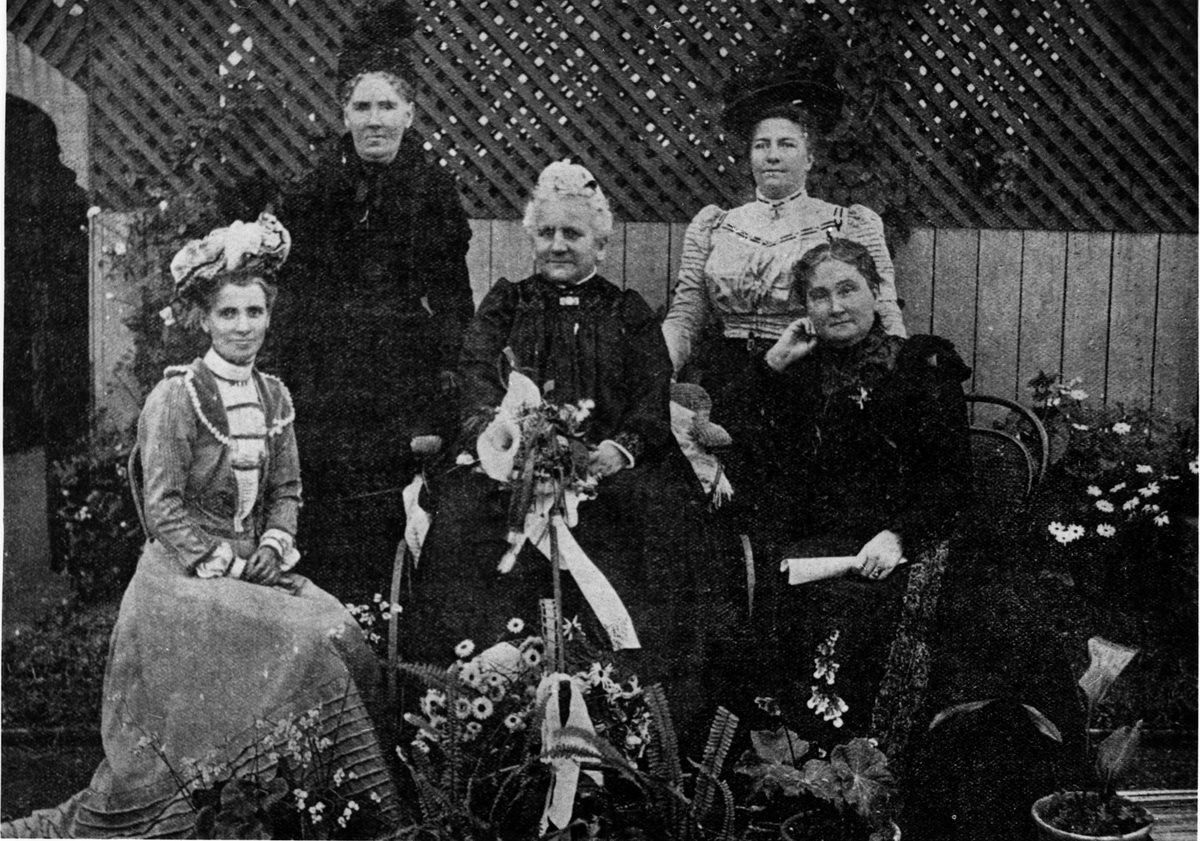 Members of the Women's Christian Temperance Union, Brisbane, 1901