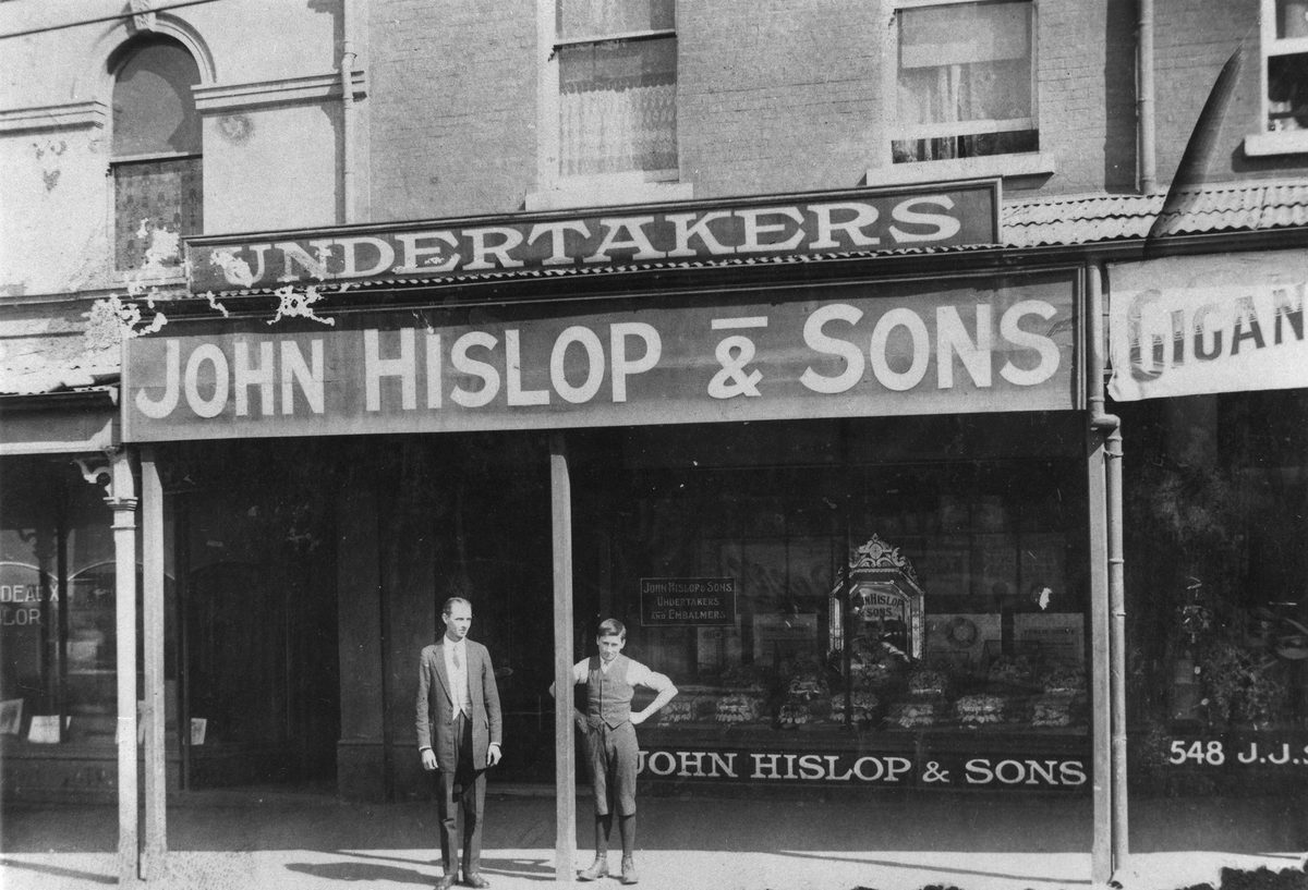 John Hislop & Sons in Brisbane, 1916