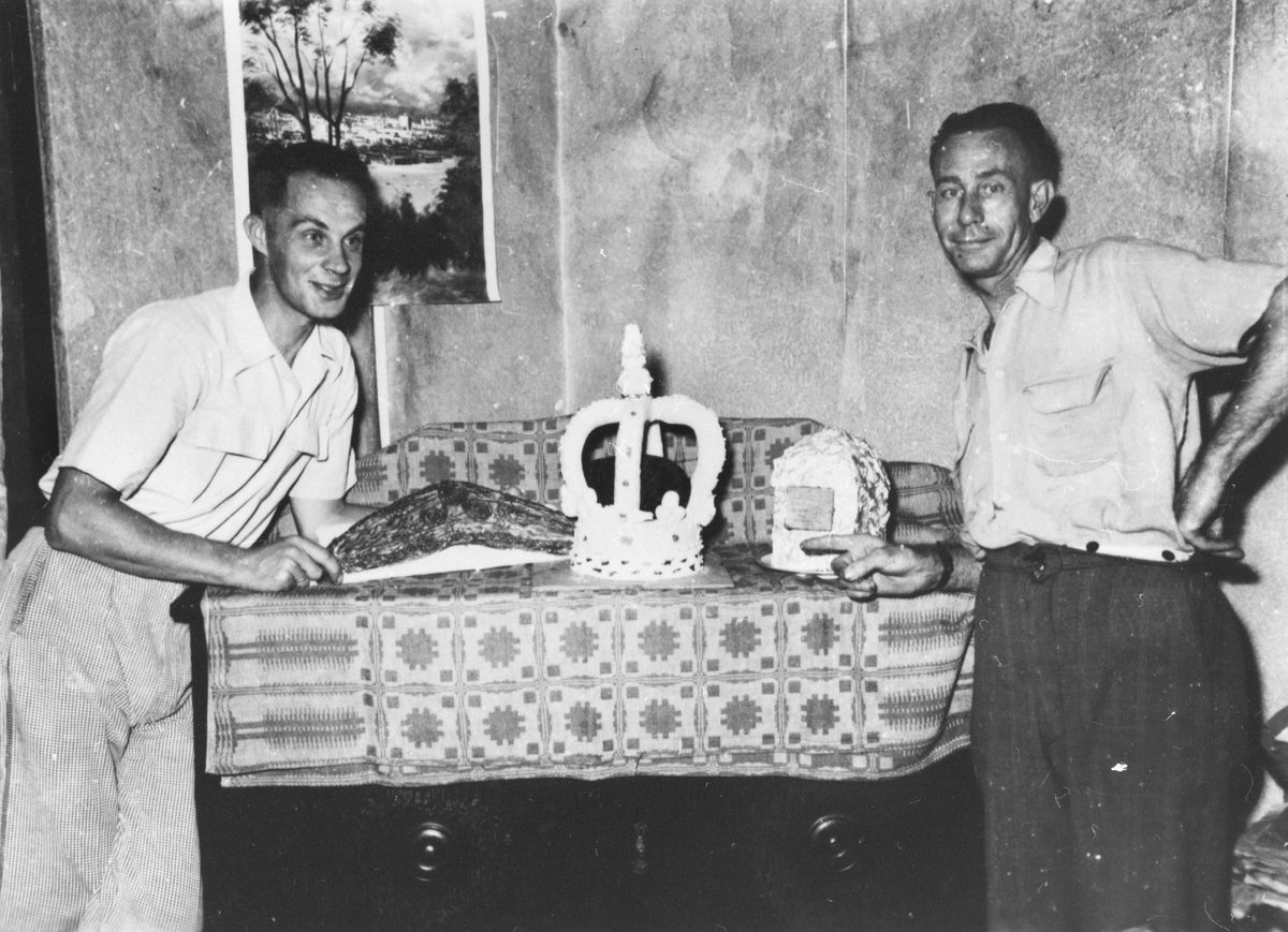 Cakes made in the shape of a royal crown, pineapple and boomerang, 1954