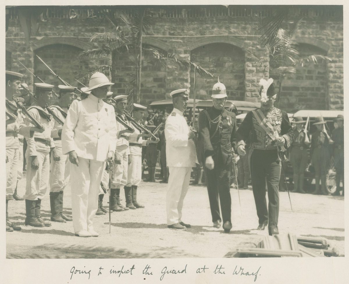 Governor Sir Hamilton John Goold-Adams inspecting the guard at the wharf, Brisbane, 1915