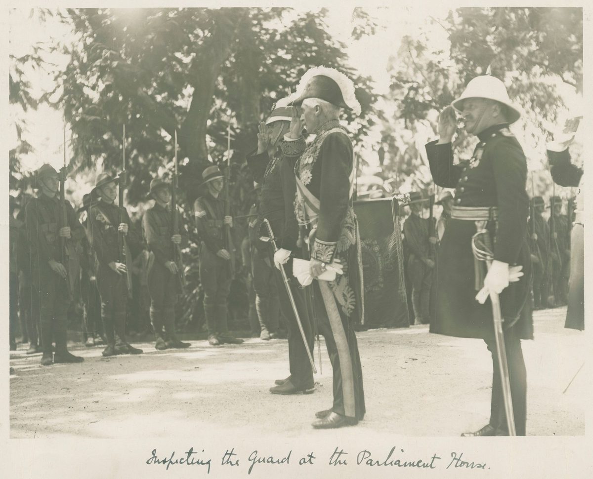 Governor Sir Hamilton John Goold-Adams inspecting the guard at Parliament House in Brisbane, 1915
