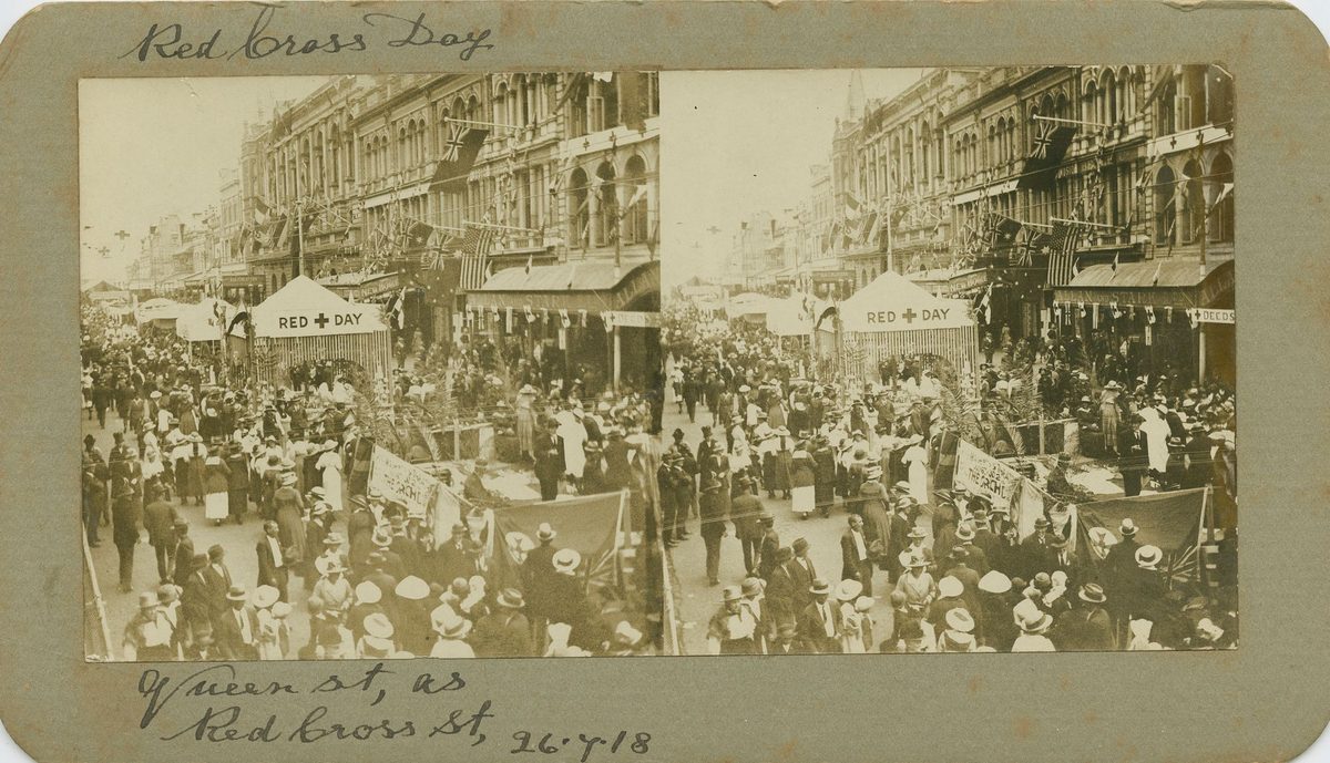 Red Cross Day parade in Queen Street, Brisbane, 1918