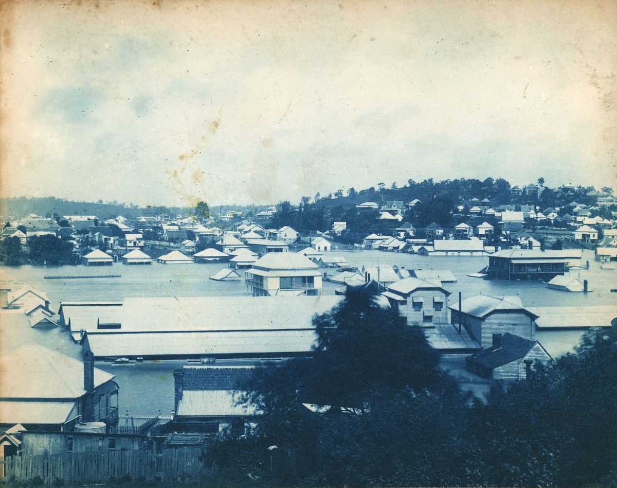Floodwaters, possibly in the Newstead suburb of Brisbane, 1893