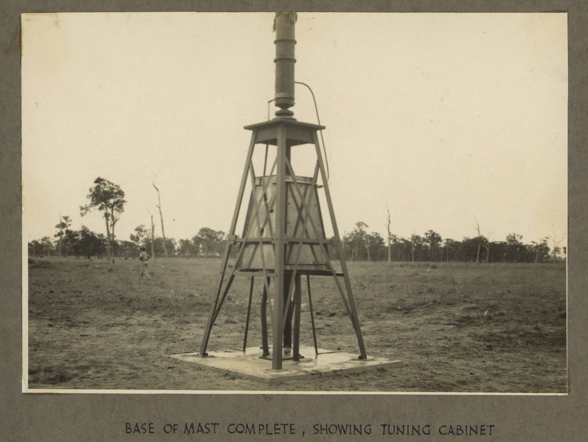 Base of transmitting mast complete showing the tuning cabinet, Bald Hills, 1942