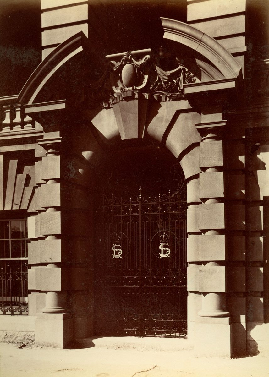 Imposing front archway of the new Lands & Survey Office