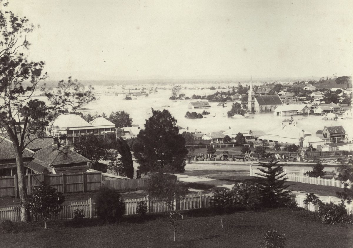 Panoramic view of the flooded town of Ipswich, 1893