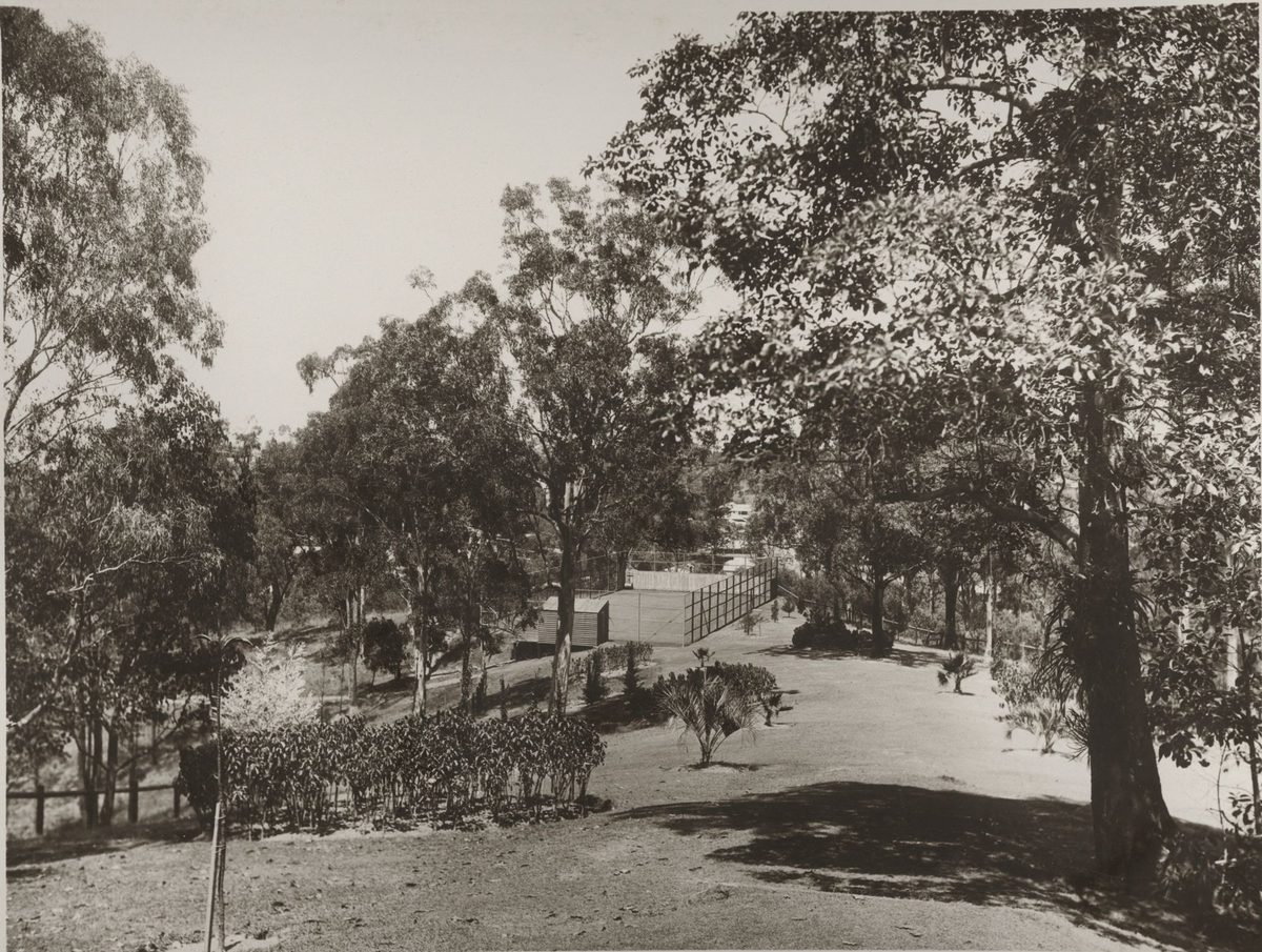 Looking towards the tennis court in the grounds of Government House, Brisbane, 1932