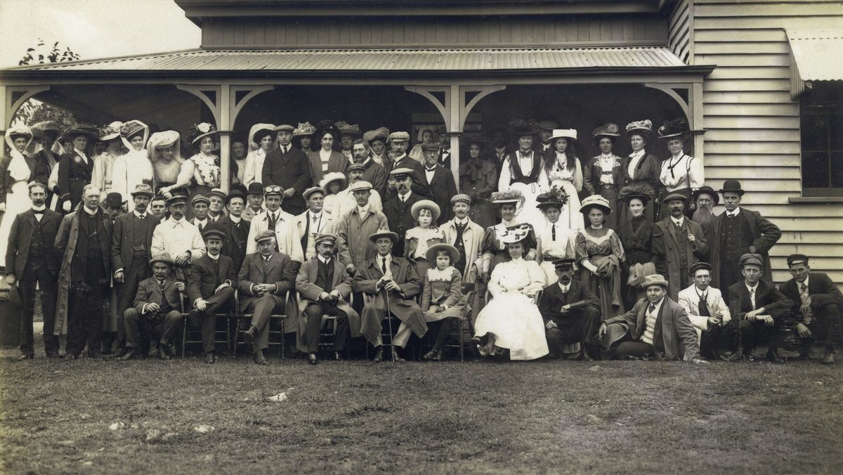Governor Chelmsford meets the Automobile Club, April 1908