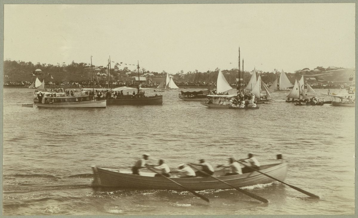 View of the Henley on the Brisbane rowing regatta, March 1909