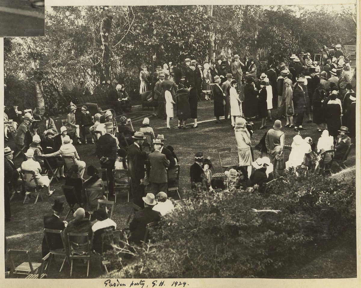 Guests at a garden party and Government House, 1929