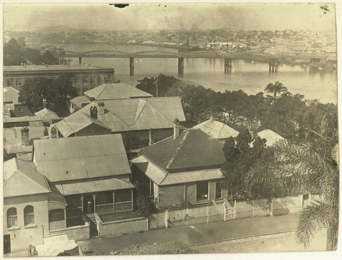 View of the Brisbane River from Tank Street looking to South Brisbane near the Victoria Bridge