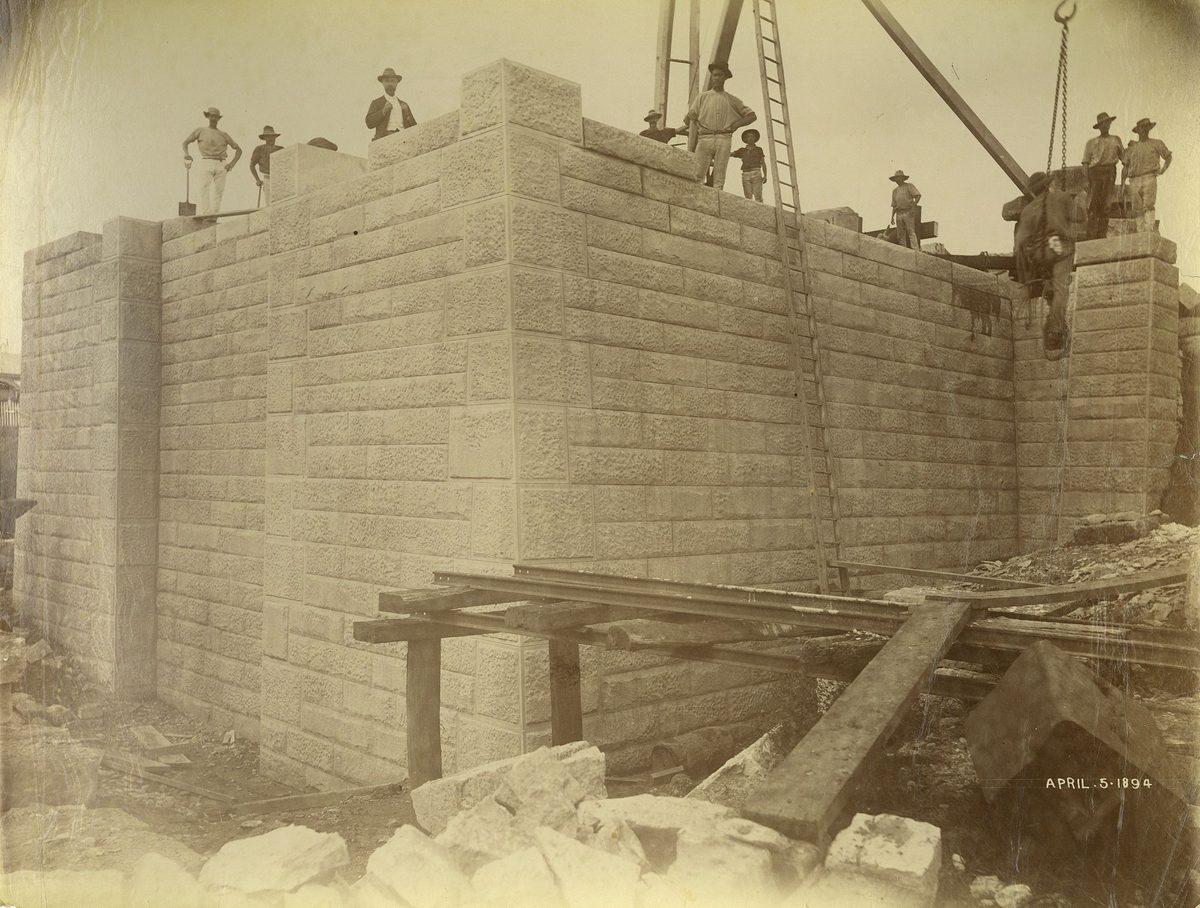 Stonework structure underpinning the second Indooroopilly Bridge, 1894