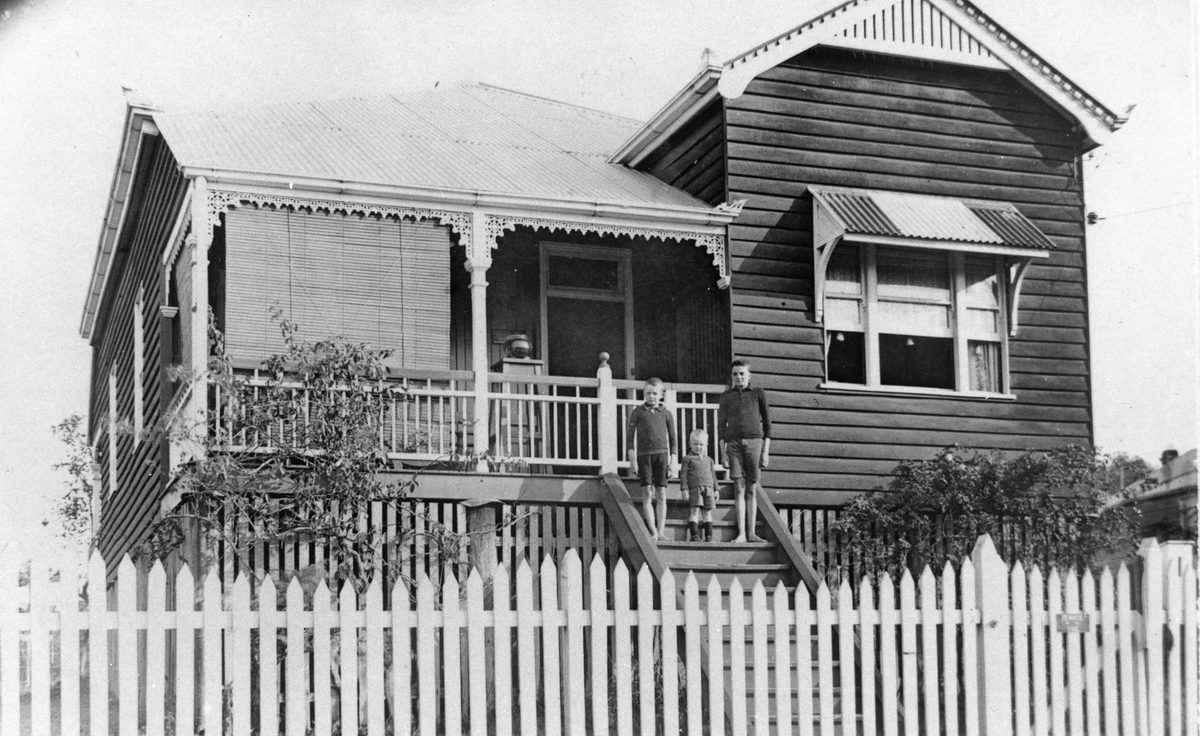 Boys of the Dahl and Rendle families, Kelvin Grove