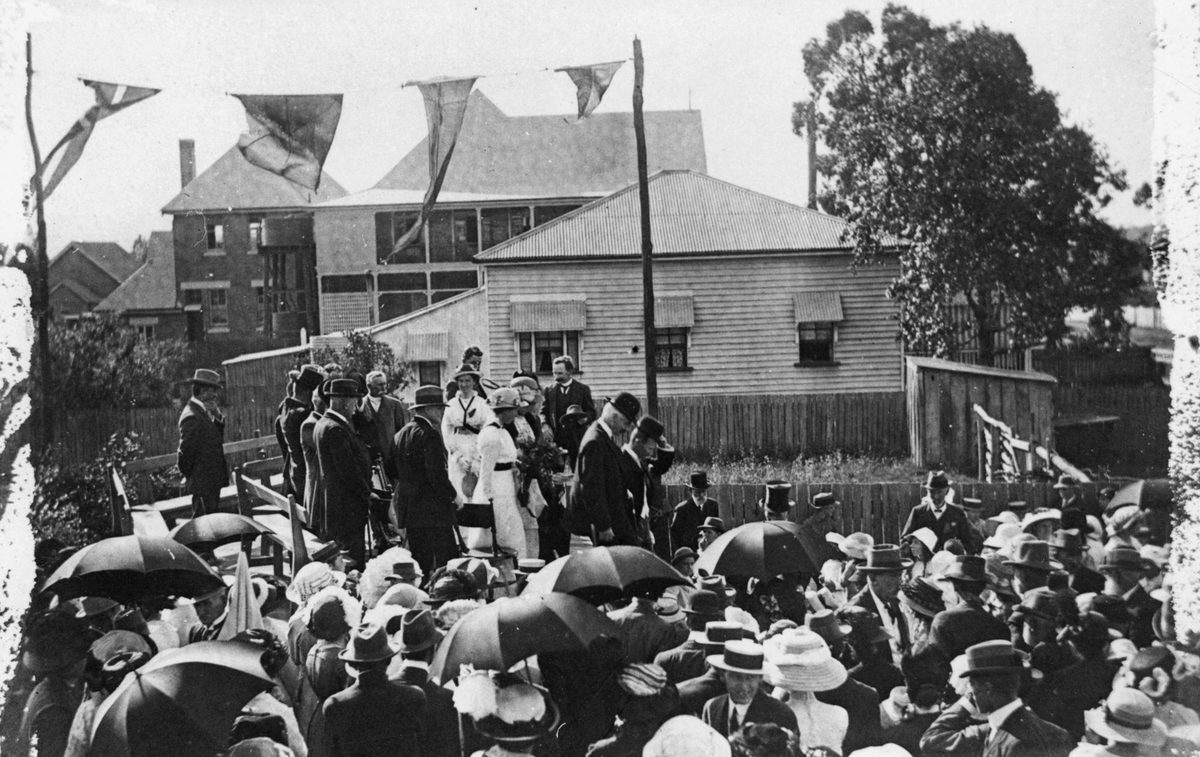 Official party leaving the stage after the official opening of the first Wynnum-Manly Show, 1915