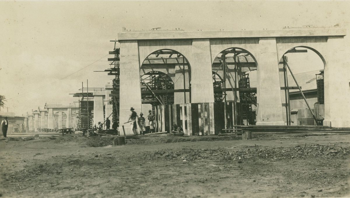 Completed south side piers of the Grey Street Bridge, September 1929