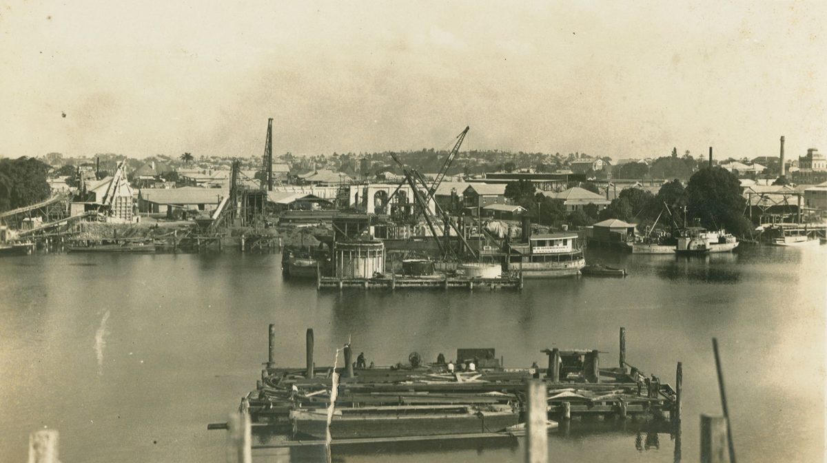 Midstream pier for the Grey Street Bridge, Brisbane, 1929