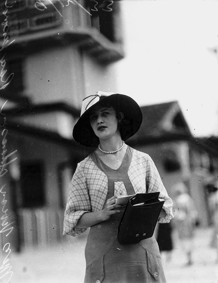 Vivienne Adams at Ascot Racetrack, Brisbane, December 1933