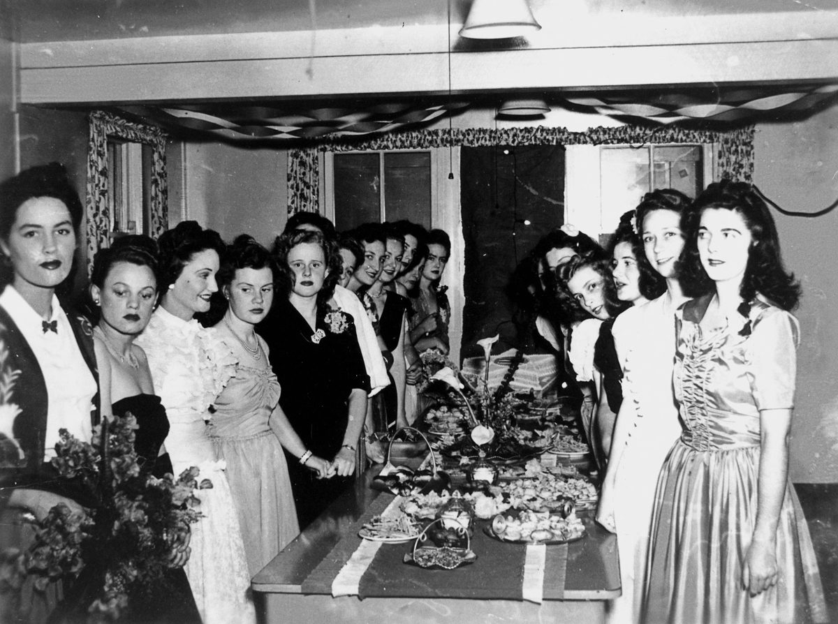 Queen of Riverview entrants pictured at the Leave Centre, Brisbane, 1944