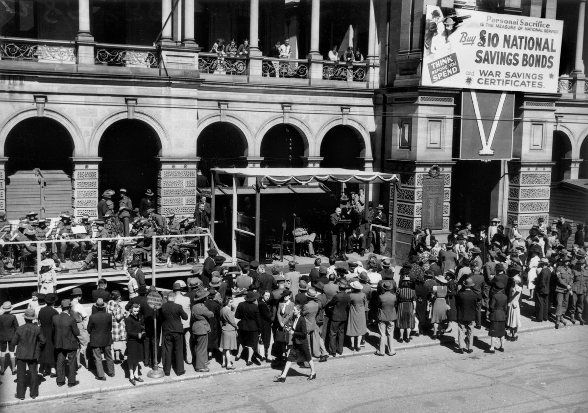 Opening of Battle Stations Week by the Lord Mayor Chandler in August 1942